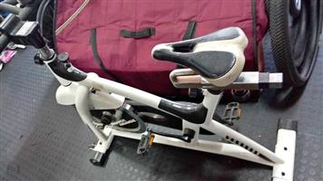 Spinning bike Excerise bike Avalanche Spinit  Kempton Park 