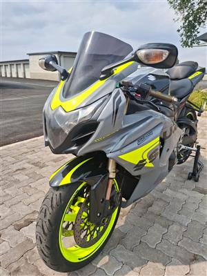 Suzuki GSXR 1000-LO
