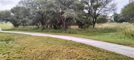 A GOLFER’S PARADISE – FAIRWAY VIEW AND GREEN BELT