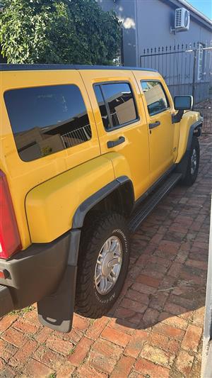Hummer H3 yellow no issues for sale