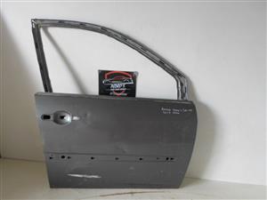 Renault Scenic right front door 03-09