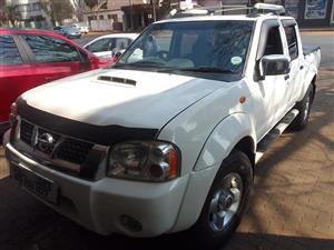 2012 Nissan NP300 Hardbody 3.0 Double Cab 4x2 Manual, Diesel White color 120000km 
