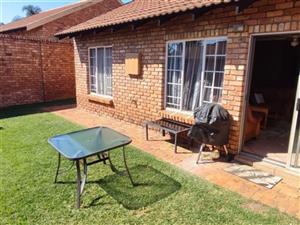 Charming and cozy 2-bedroom townhouse