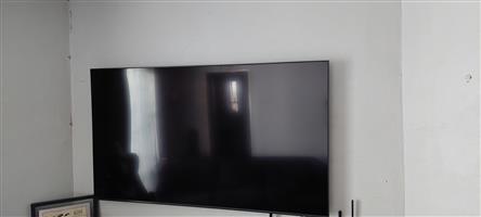 Samsun Q60B 55 inch TV for sale