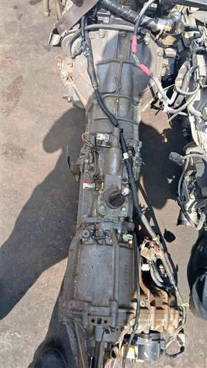 Complete Isuzu 2.5L dtec 4jk1 4x4 manual gearbox for sale