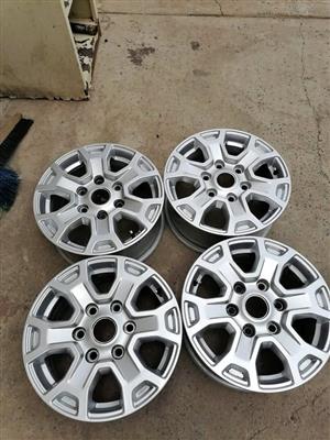16inch Ford Ranger original mags set 
