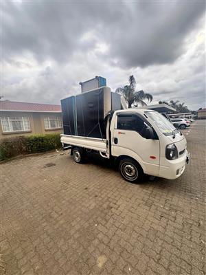Truck and bakkie for hire
