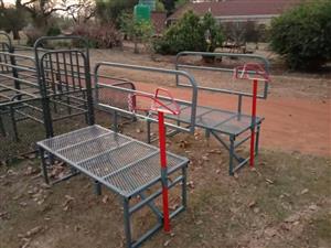 Livestock Grooming tables