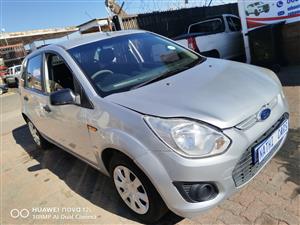 2016 Ford Figo Hatch
