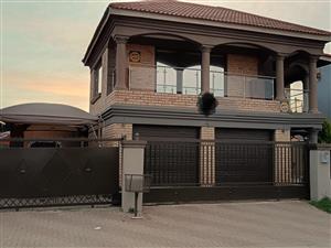 4 Bedroom house for sale in Vista Park