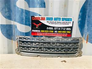 Range Rover Vogue L322 facelift upper radiator grill (2010-2012)