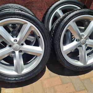 AUDI A4 OEM 18INCH MAGS 