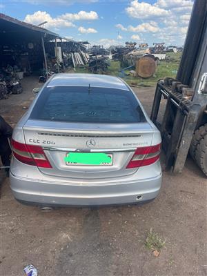 Mercedes W203 Stripping for spares and parts