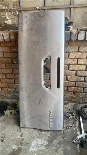 Toyota gd6 tailgate club or double