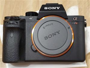 Sony a7R II, MK 2 Mark - 42MP Full Frame Digital Camera, Open Box w Accessories!
