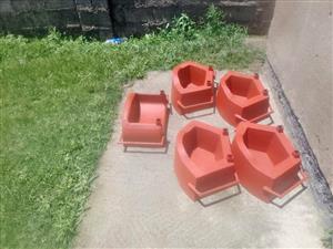 Wall retaining blocks molds 