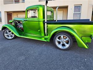 1933 Dodge Brothers  Pick UP V8 Auto 