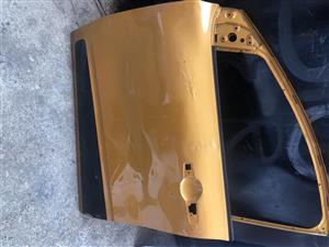 Left front door for Renault Triber 