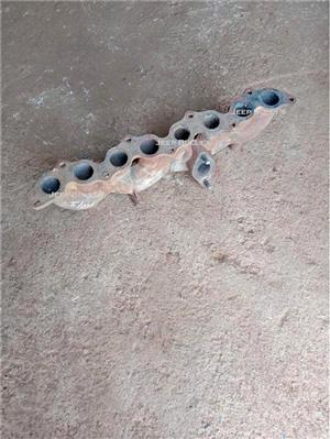 Second Hand Jeep Cherokee KJ Exhaust Manifold