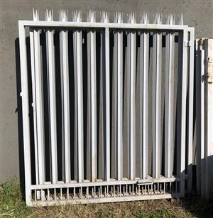 Steel gates 