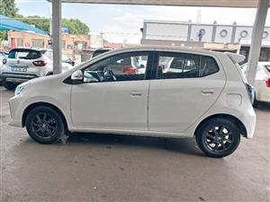 2022 TOYOTA AGYA 1.0 Transmission: Manual  Mileage: 87000km  Fueltype: Petrol  White