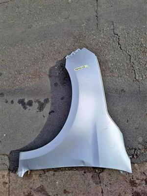 Isuzu D-Max Leftside Fender. Call or DM .