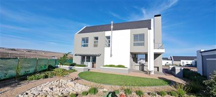 Perfect Family Home in Prestigious Langebaan Estate