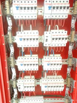 Experienced Electrician looking for a position