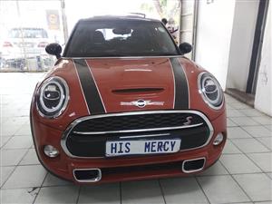 2018 MINI COOPERS 2.0 AUTOMATIC