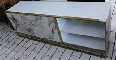WHITE PLASMA STAND (S067691D)