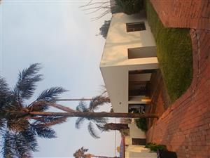 Cottage available in Northcliff