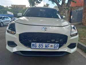 2025 Sezuki Swift 1.2GL Manual Petrol White Color  Spere key Service book 9000kms 