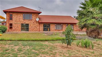 Perfect for the Growing Family – Spacious 5-Bedroom Home with Balcony