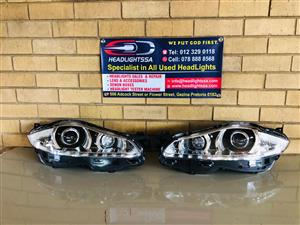 Jaguar XJ X350 Left and right side Xenon Headlights