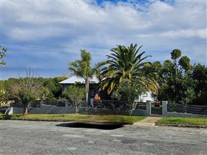 House For Sale in Somerset East