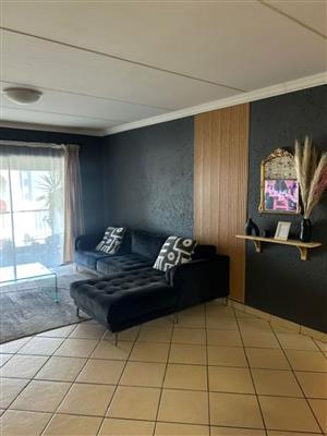 House For Sale in Northgate