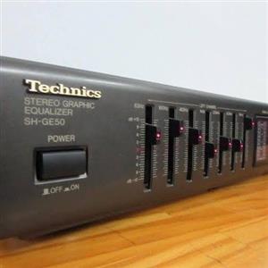 STUNNING TECHNICS GRAPHICS SOUND EQUALIZER UP FOR GRABS 