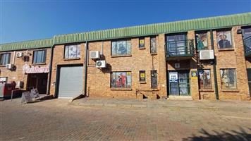 Prime Industrial Warehouse for Sale |Unit 8- 431m² | Hennopspark, Centurion