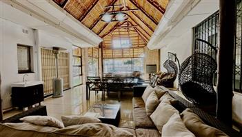 Luxury 5 Bedroom Family Living with Effortless Charm