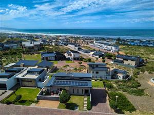House For Sale in Stilbaai Oos
