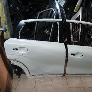 Toyota startlet cross door