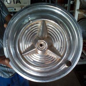 Wherl cap, old car