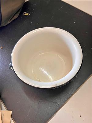 Pot
