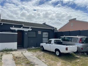 House For Sale in Summer Greens