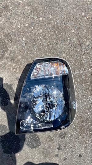 Kia K2700 headlight