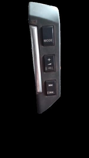 LAND ROVER FREELANDER 2 STEERING WHEEL CONTROL SWITCH PANEL (2006-2015)