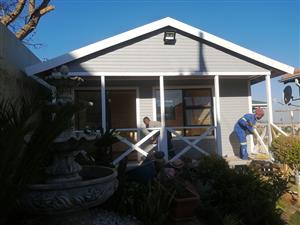 Wendy Houses & Steel Shed