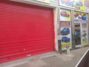 RETAIL SPACE TO LET IN MARSHALLTOWN, JHB #SUITABLE FOR  WORKSHOP, TYRE OR GLASS FITMENT CENTRE