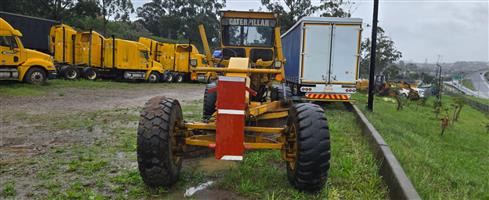 T814- 1994 CATERPILLAR GRADER 140G