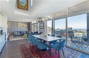 Penthouse For Sale in Cape Town City Centre